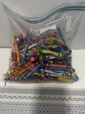 Bag Full Of Mixed Crayons 200+ For Art Projects Recycle Upcycle
